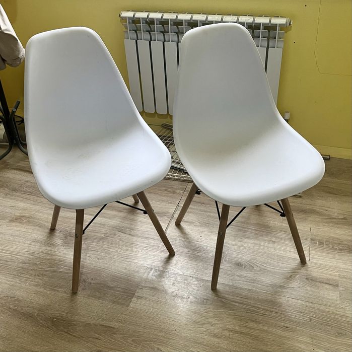 Продам отличные стулья