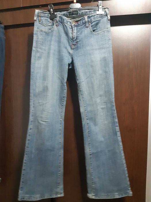 Blugi marca Armani, marimea 29
