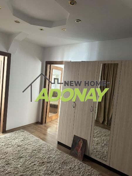 Дава се под наем Тристаен апартамент в Пловдив, Център - 120 кв.м за 400 € - Снимка #8