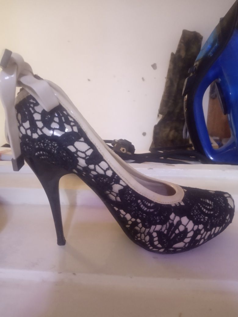 Продам красивые туфли