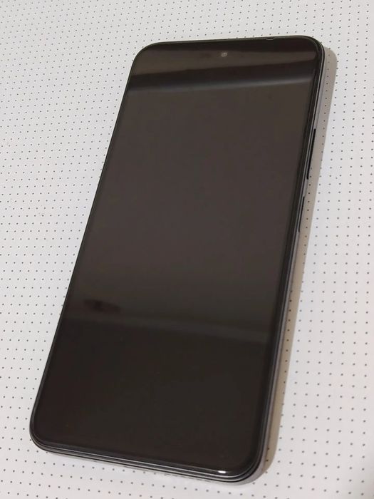 Redmi 15 8.256. Assalomu Aleykum holati yangi  dokumentlari bor.