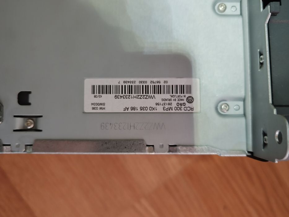 Cd player Golf 5 Original ,scos de pe model 2009impecabil