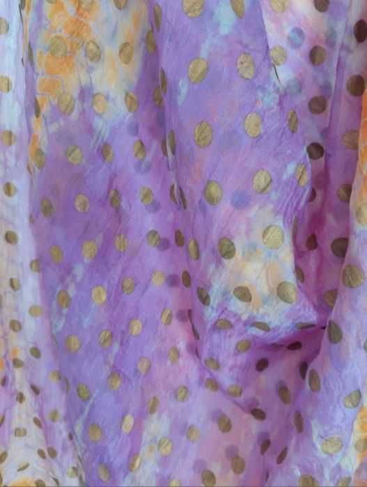 Eșarfă multiple utilizări sau creare outfit