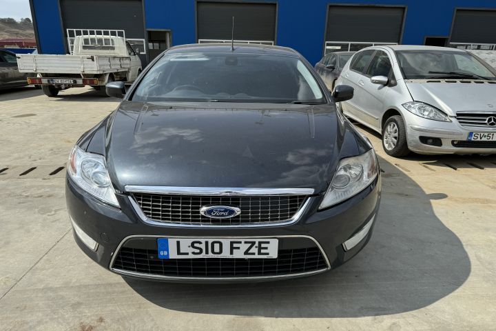 Lampa / Tripla stop stanga pe capota portbagaj Ford Mondeo MK4 [2007