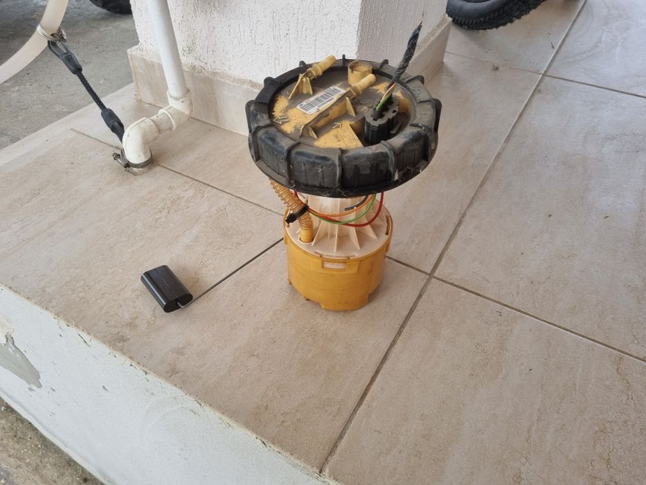 Pompă rezervor ford focus Mk2  1.6  tdci