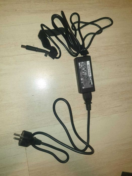 Incarcator laptop original HP 45W 19.5v 2.31a HSTNN-CA40