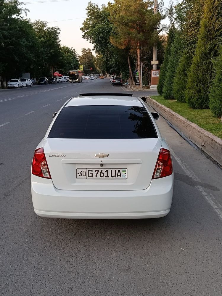 ,,Gentra Lacceti Chevrolet”