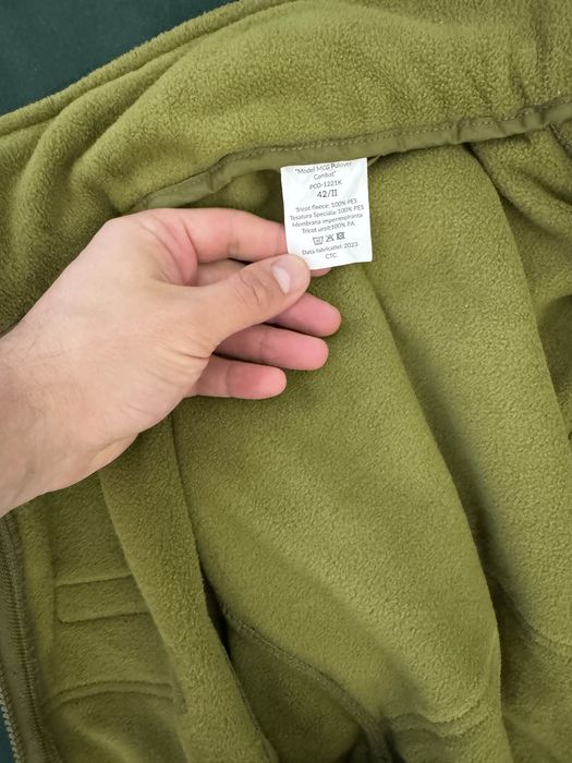 Polar armata cu eticheta