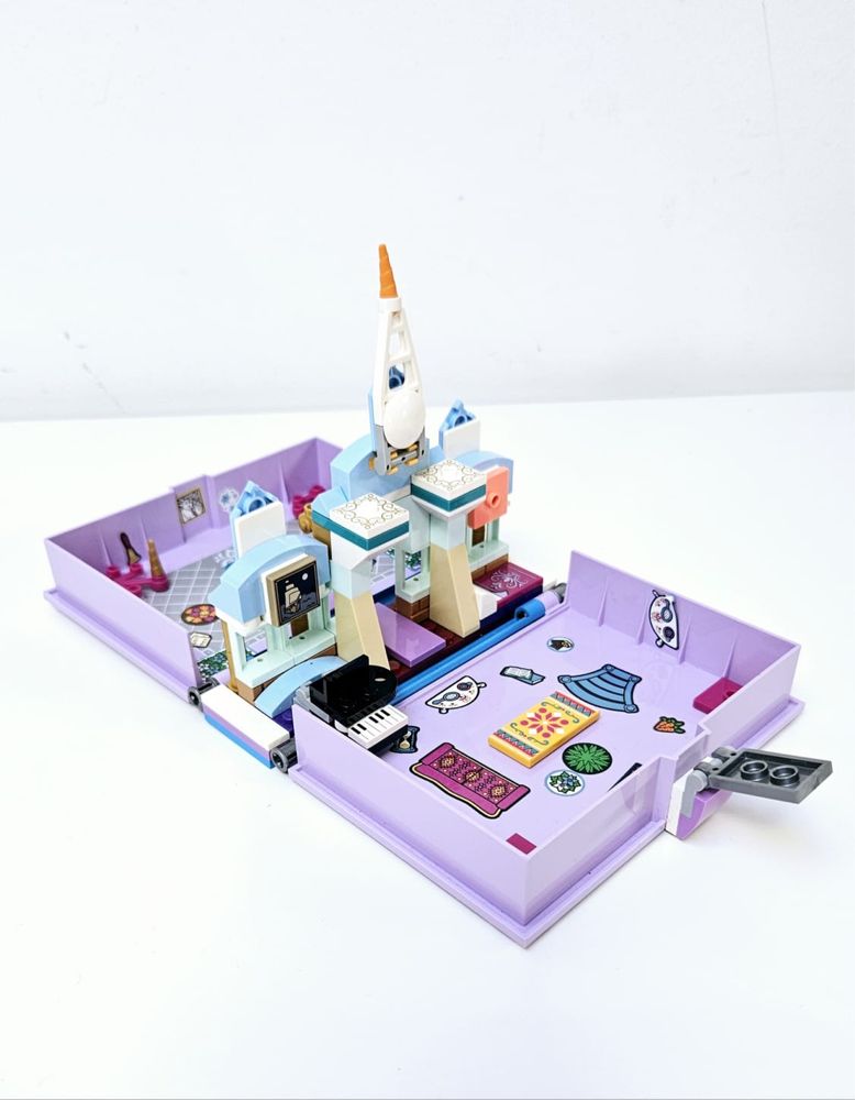Lego Disney 43175 - Anna and Elsa’s Sorybook Adventure (2020)