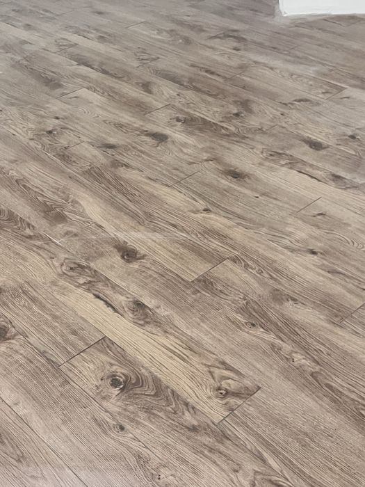 Укладка ламината и паркета