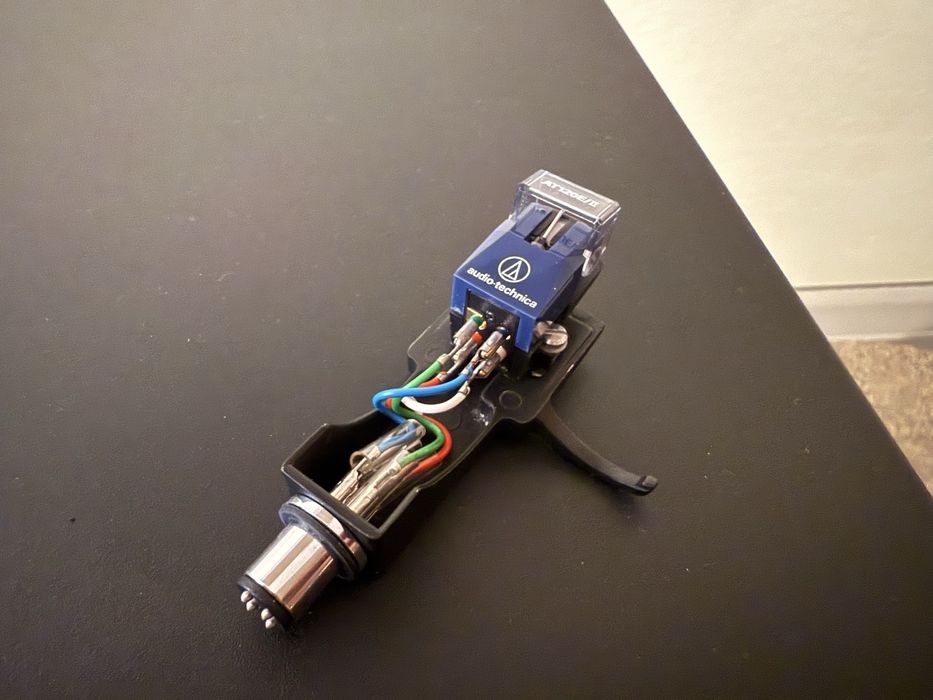 Doza Ac Pickup cu Headshell - Audio Technica AT120E / ll