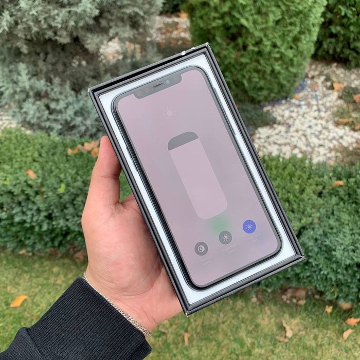 Iphone 11 pro 64gb srochno sotiladi
