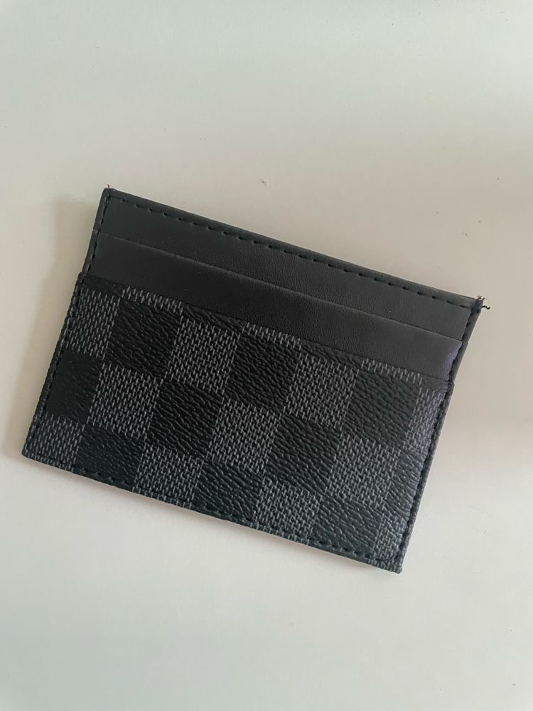 Cardholder на louis vuitton