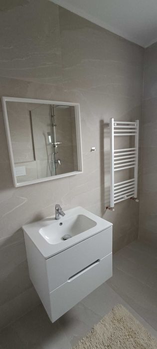 Inchiriez ap. 2 camere