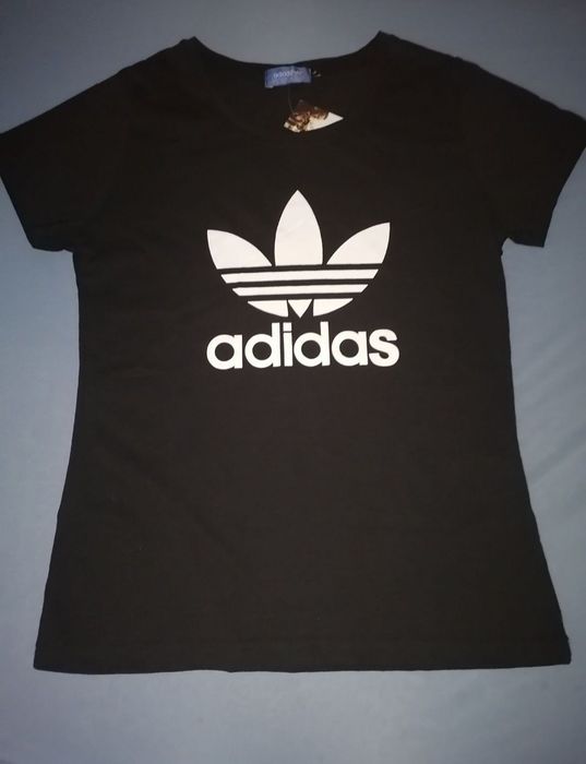 Нова дамска черна тениска Adidas размер М. 

.
.

.

.
.
.
.