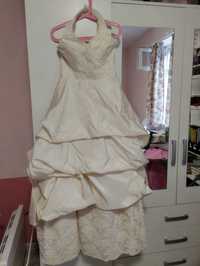 Булчинска рокля+ кринолин+ чанта+воал+панделка