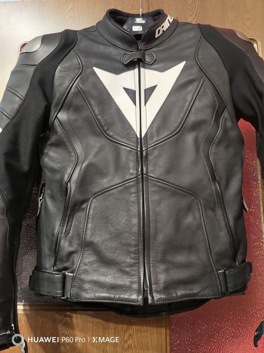 Dainese Avro 4 размер М
Размер 46