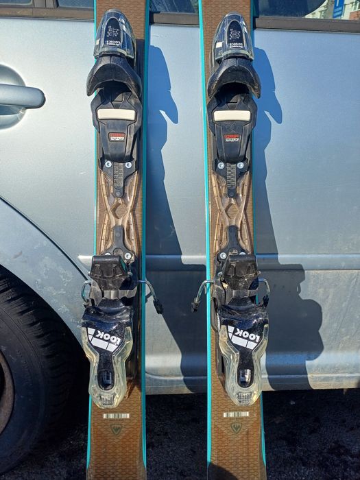 Vand ski Rossignol cu legaturi