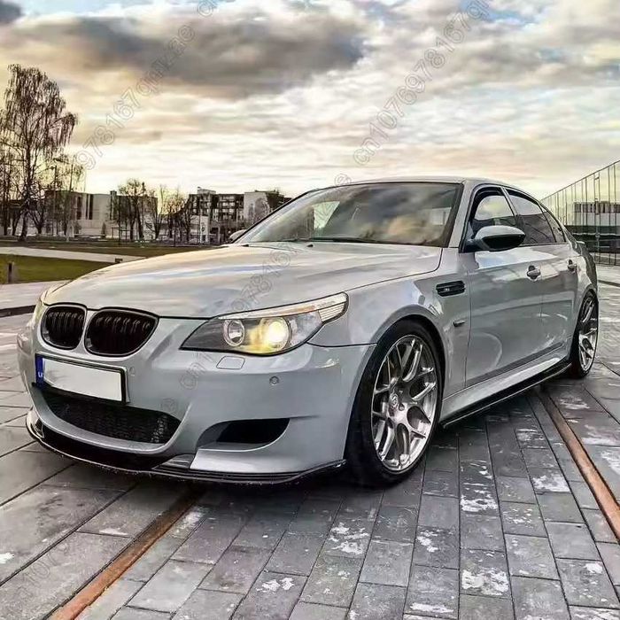 Lip Prelungire Bara Fata M5 BMW E60 E61, Extensie BARA M5 Negru Lucios