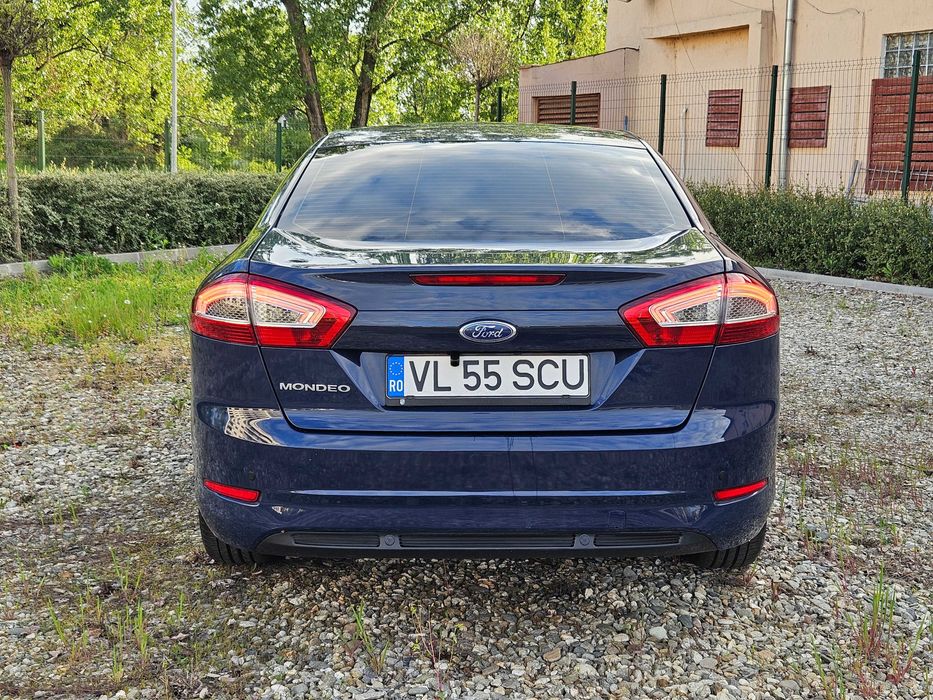 2014 Ford Mondeo 2.0d / 140 CP / Navigatie / Camera