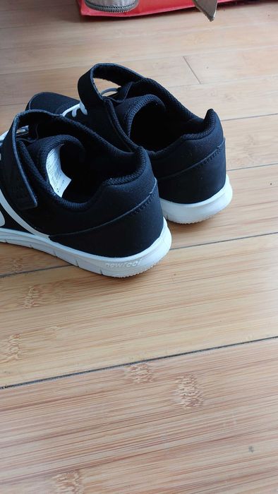 Incaltaminte sport, marime 37