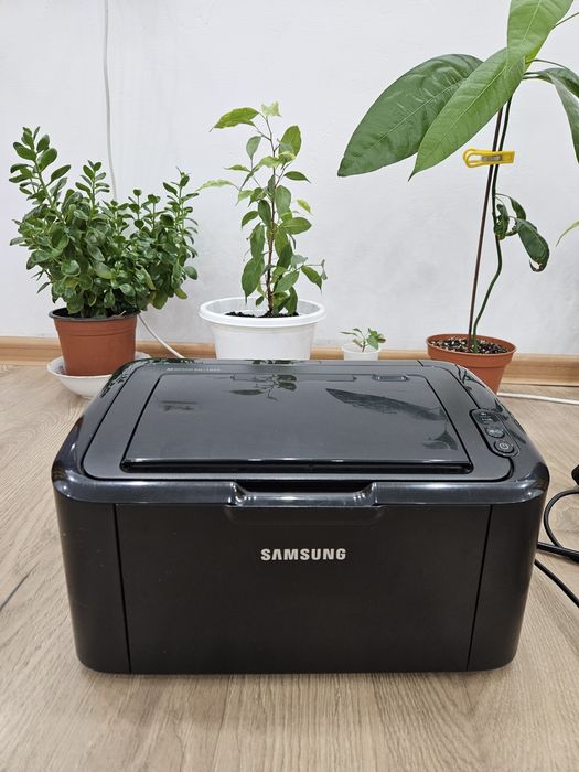 Продам принтер samsung ML 1665