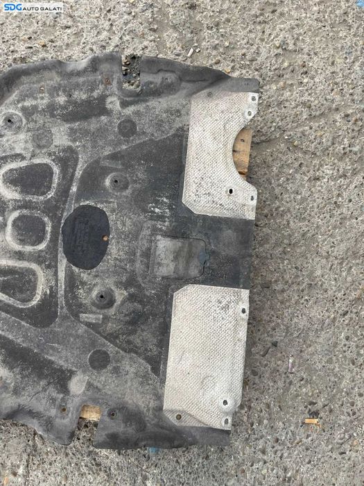 Scut Motor Plastic Material BMW Seria 3 F30 F31 F80 318 320 325 330 2011 - 2018 Cod 7241814 51757241814 [B3233]