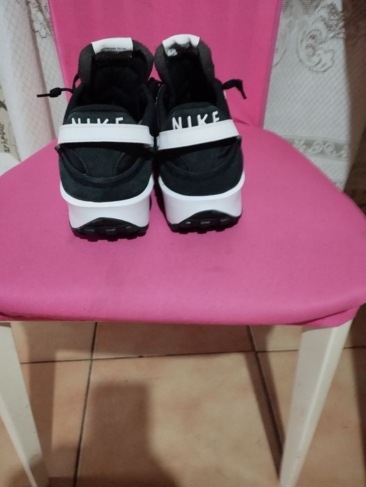 Vând sau schimb ce se vede