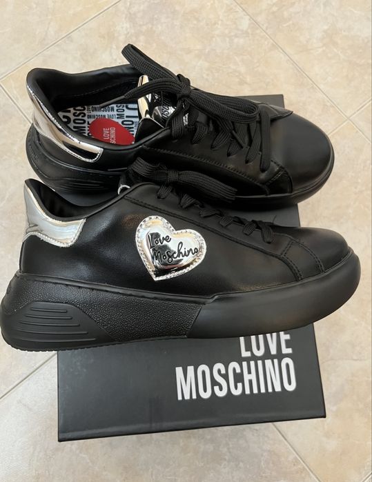 Дамски кецове и маратонки