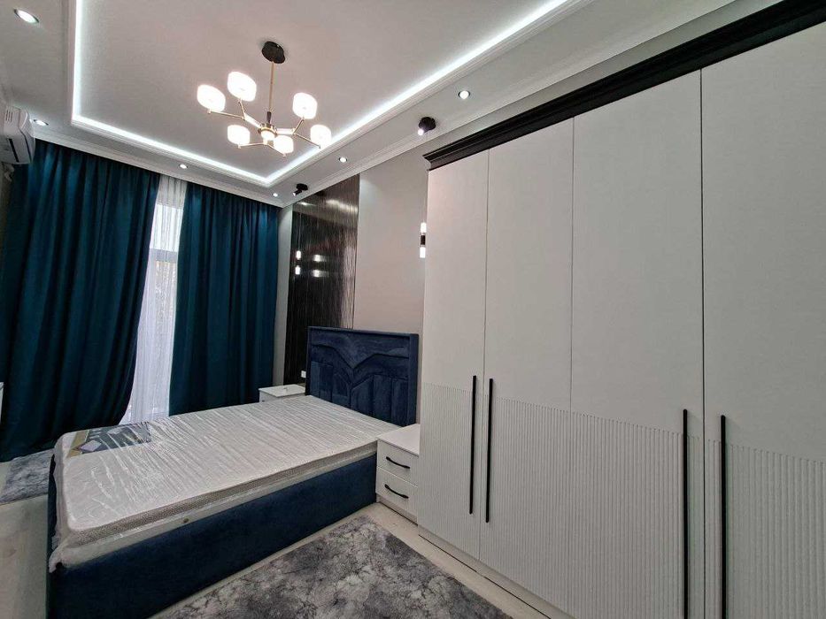 3х комнатная квартира на 4 этаже 103кв/м, в Самарканде