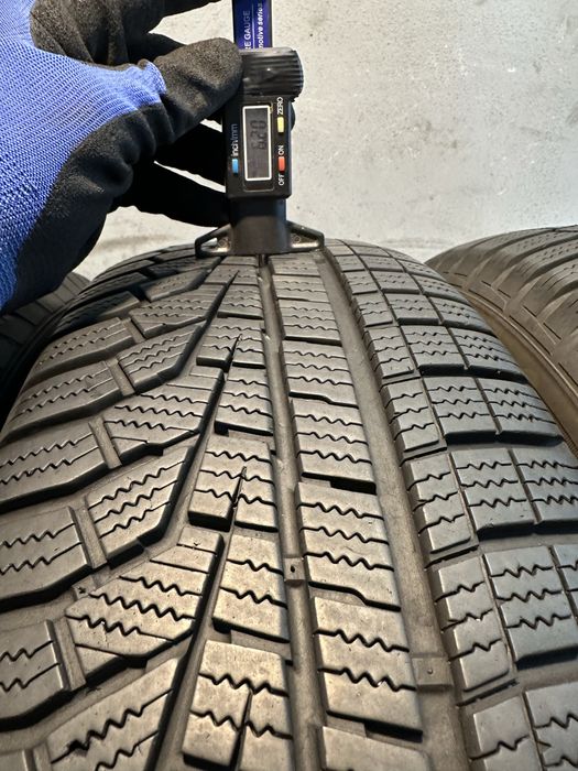 Гуми 215/70/16 HANKOOK Icept Evo Winter