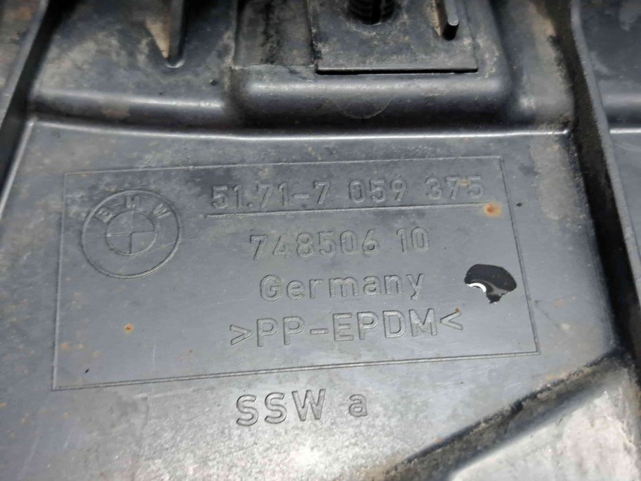 Carenaj roata stanga fata Bmw 1 (E81, E87) [Fabr 2004-2010] 74850610