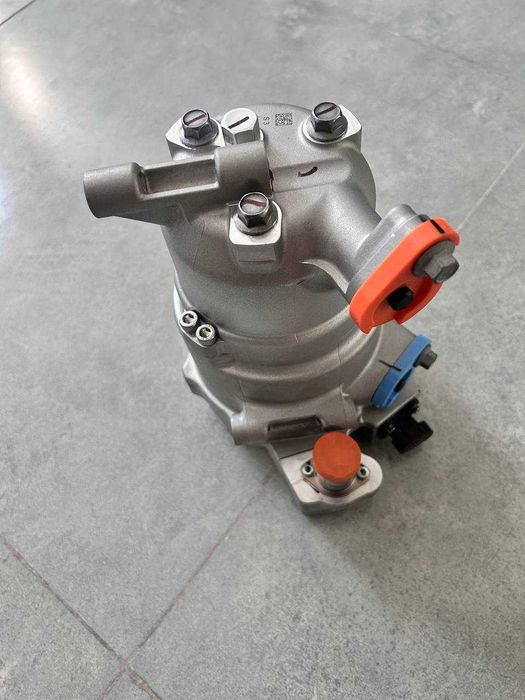 Leapmotor C01,C11 kompressor v nalichi