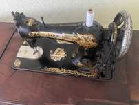 Masina de cusut SINGER