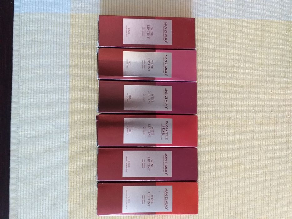 Ruj dama diferite culori