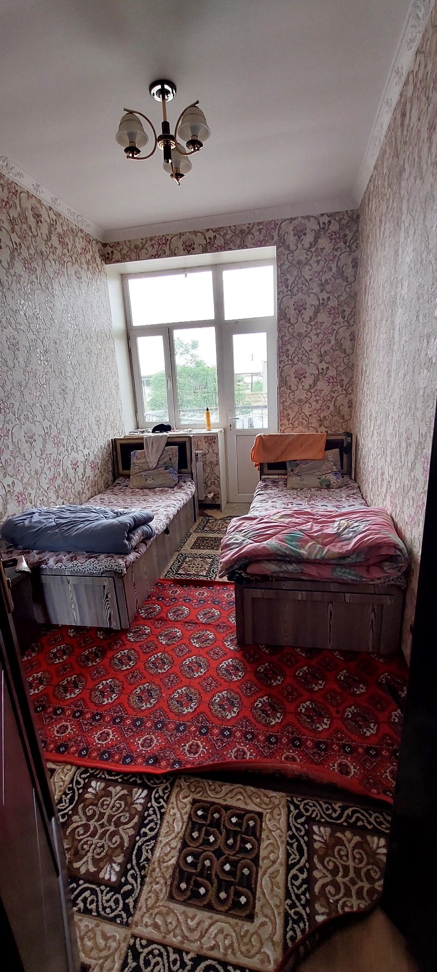 Oxun Bobo masjidi yon tomonida  3-xonali kvartira ijaraga beriladi