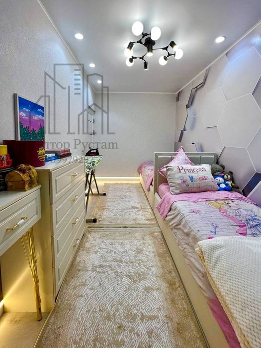 Срочно прадайутса квартера Мирзо Улугбек теннис корт