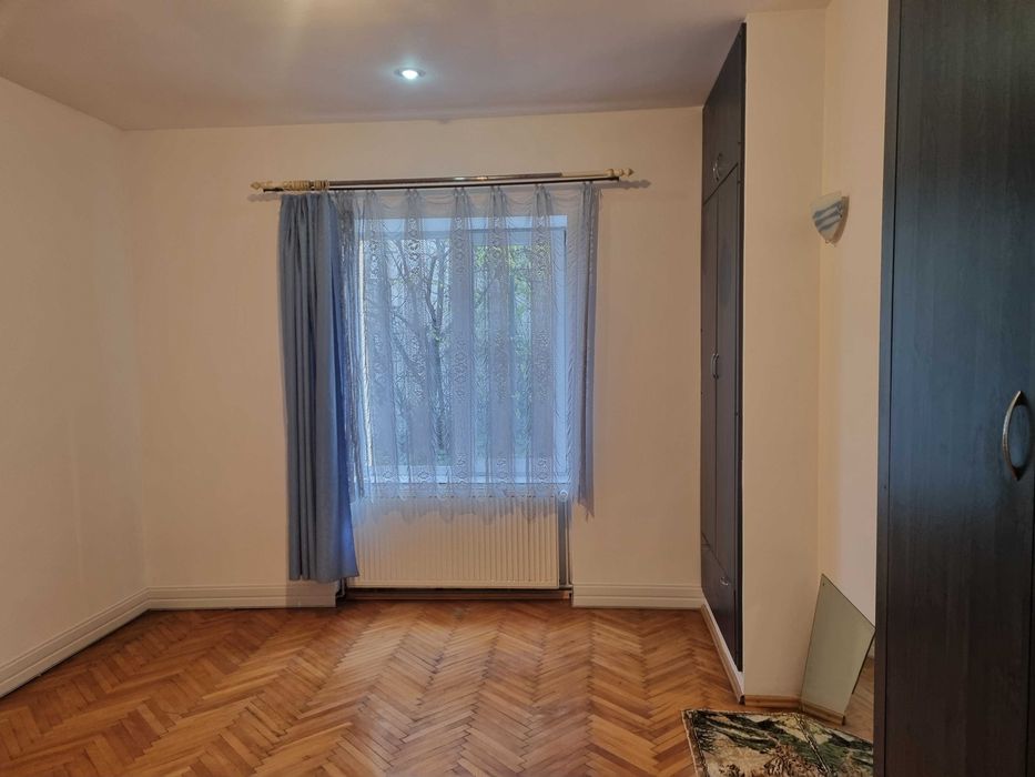 apartament ultracentral+gradina 3 camere 87 mp E.RACOVITA