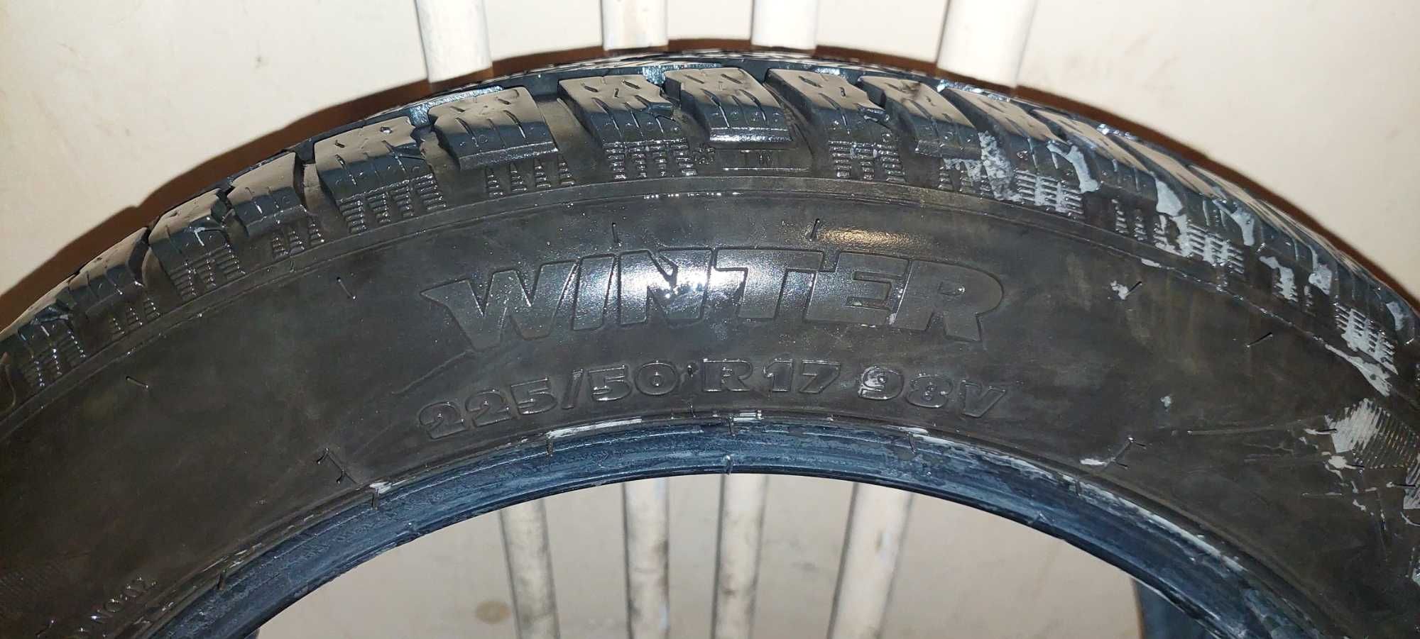 Продавам зимни гуми Taurus 225/50/R17