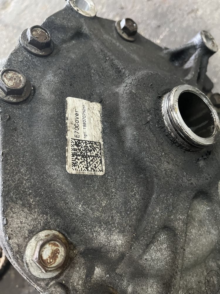 преден диференциал bmw e70 3.0d 235кс