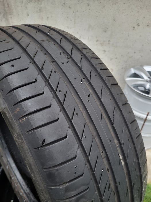 4 бр летни 235/60/18 Continental