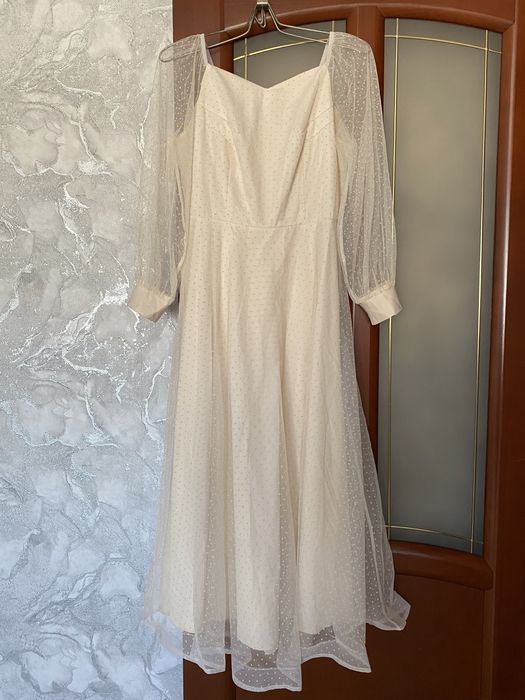 Продам платья, кажекей, кюлоты