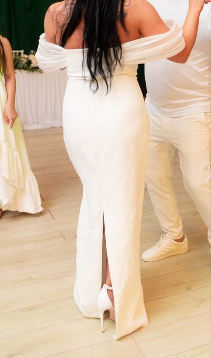Rochie alba lunga superba