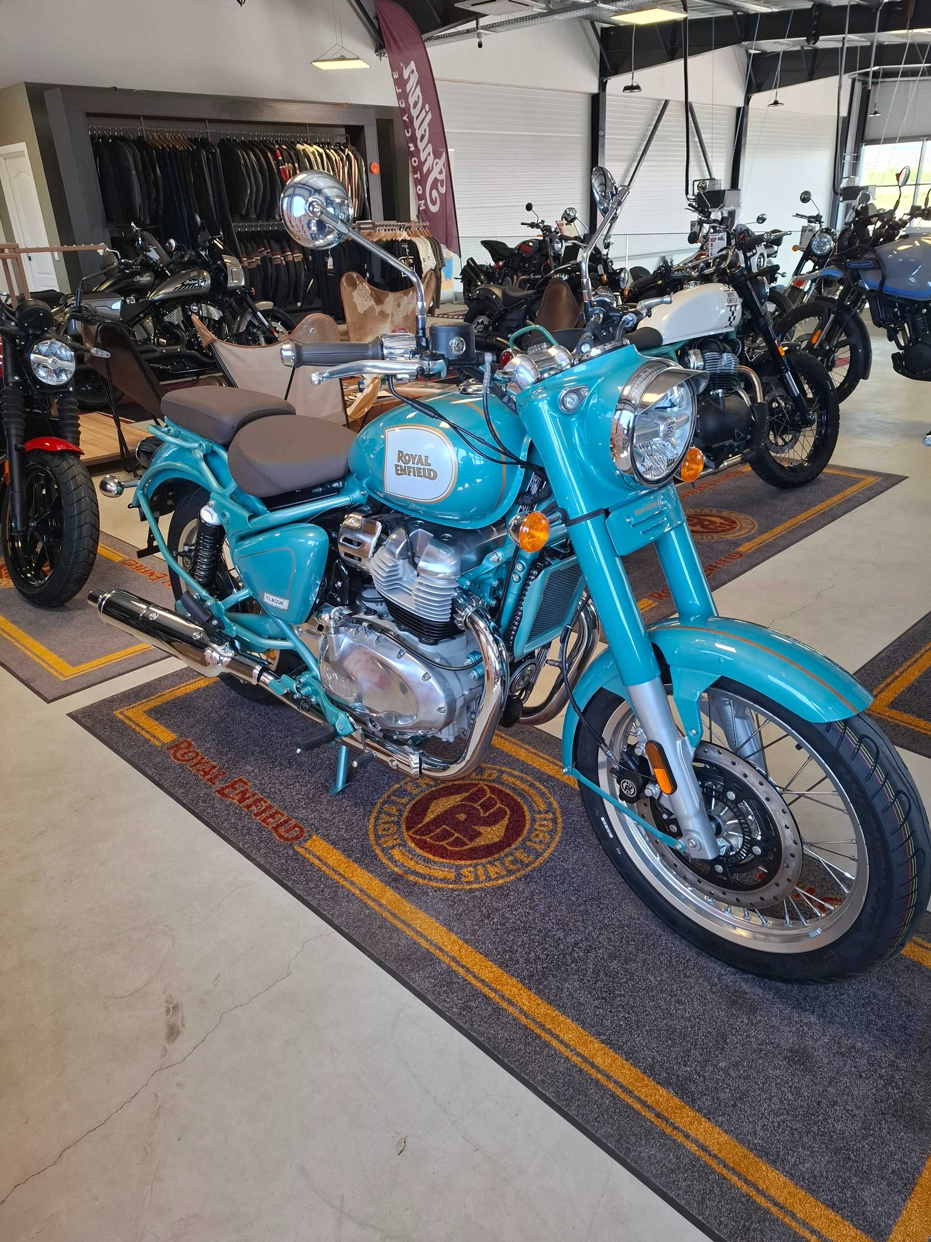 Motocicleta Royal Enfield Classic 650