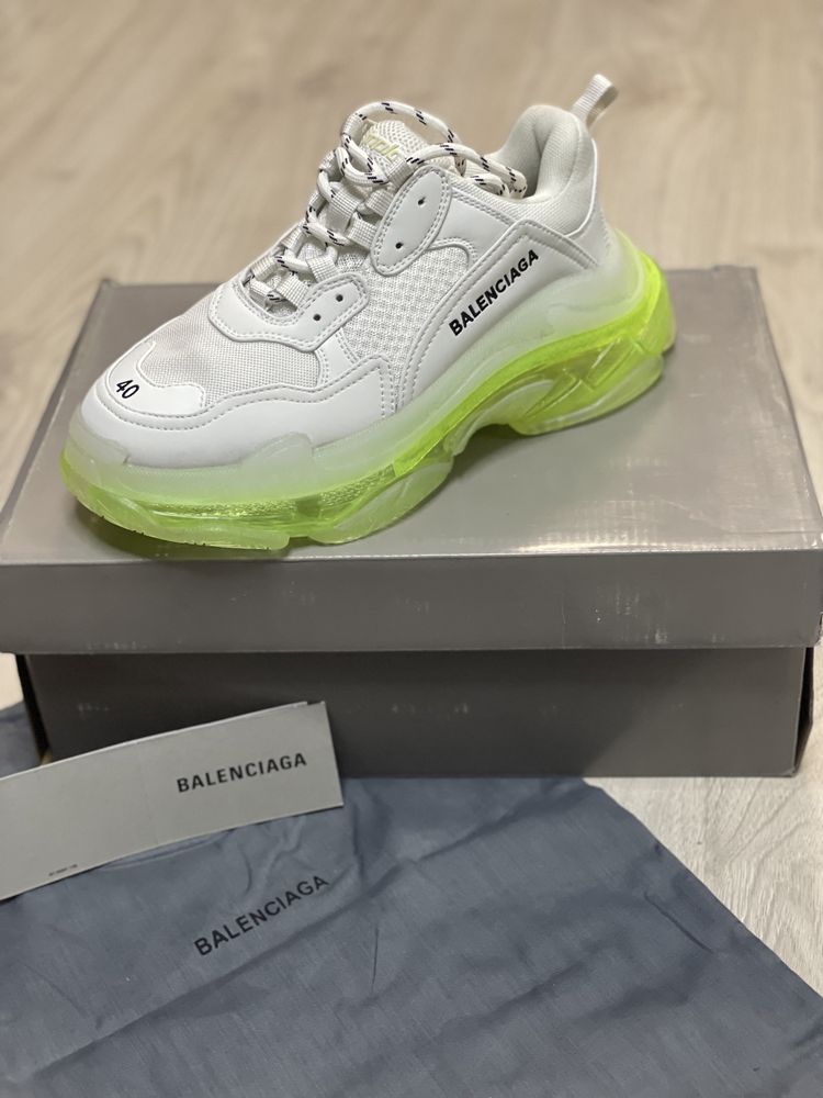 Adidasi Balenciaga Triple S Premium