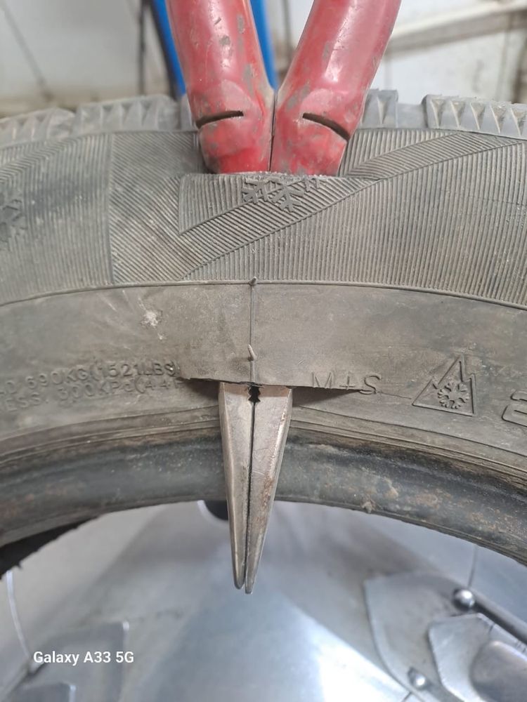 Шиномонтаж  ремонт все виды порезов колес