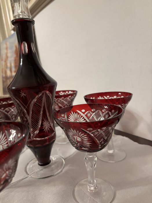 Set pahare din rubin pentru sampanie