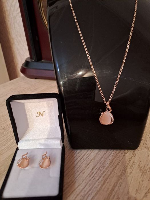 Продам качественную бижутерию всё оптом цепочка кулон серьги кольца