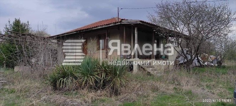 Къща в с.Добри Дол