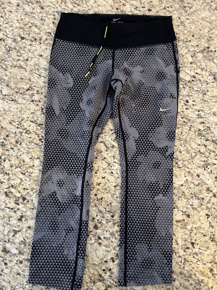 NIKE Dry Fit Pro Adidas Кинчета седем/осми и къси панталонки